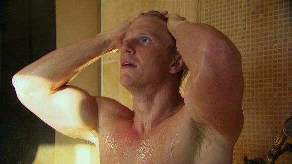 Sean Lowe Shirtless Shower